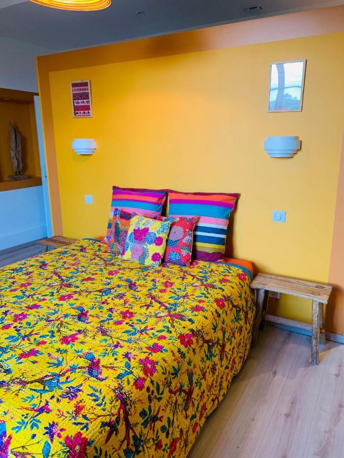 Aux Couleurs De Commarin Chambres D'Hotes מראה חיצוני תמונה